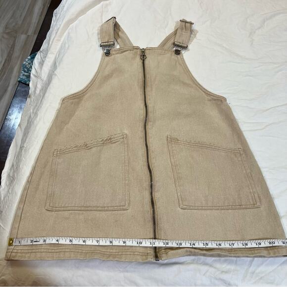 Kendall and Kylie Denim Front Zip Patch Pocket Pinafore Tan size L - Picture 8 of 11